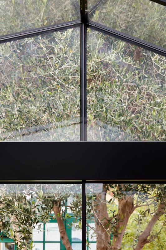Glazed roof, Fulham
