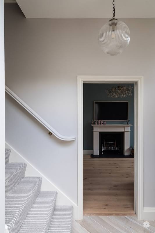Stair to the front door