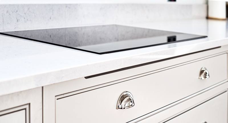 Shaker drawer handles