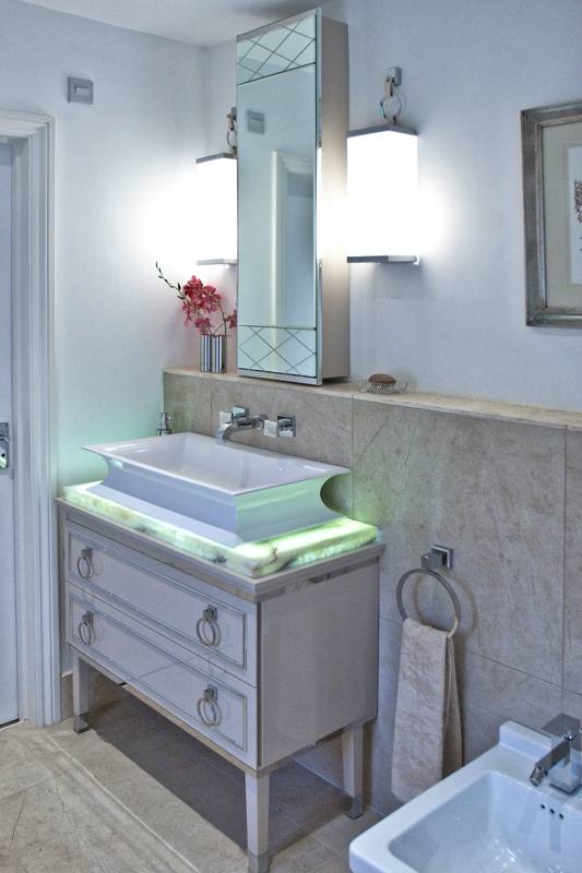 Onyx vanity, Virginia Water